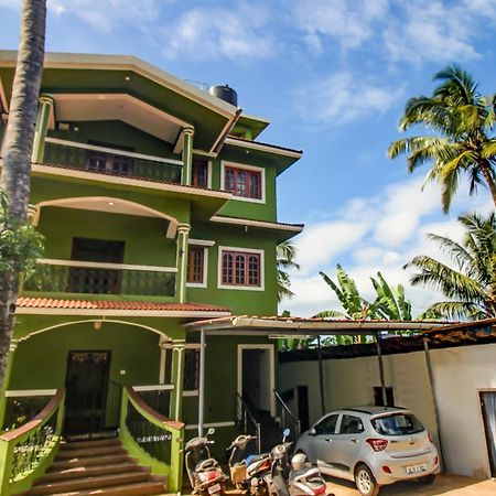 Super Hotel O Pradeep Guest House Near Baga Beach Exterior photo
