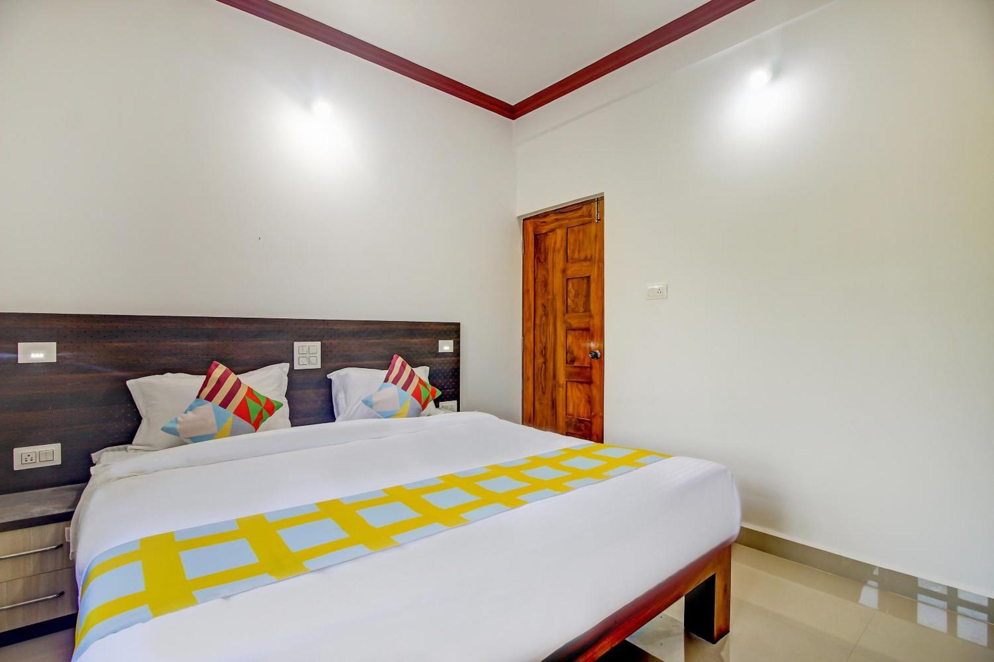 Super Hotel O Pradeep Guest House Near Baga Beach Exterior photo
