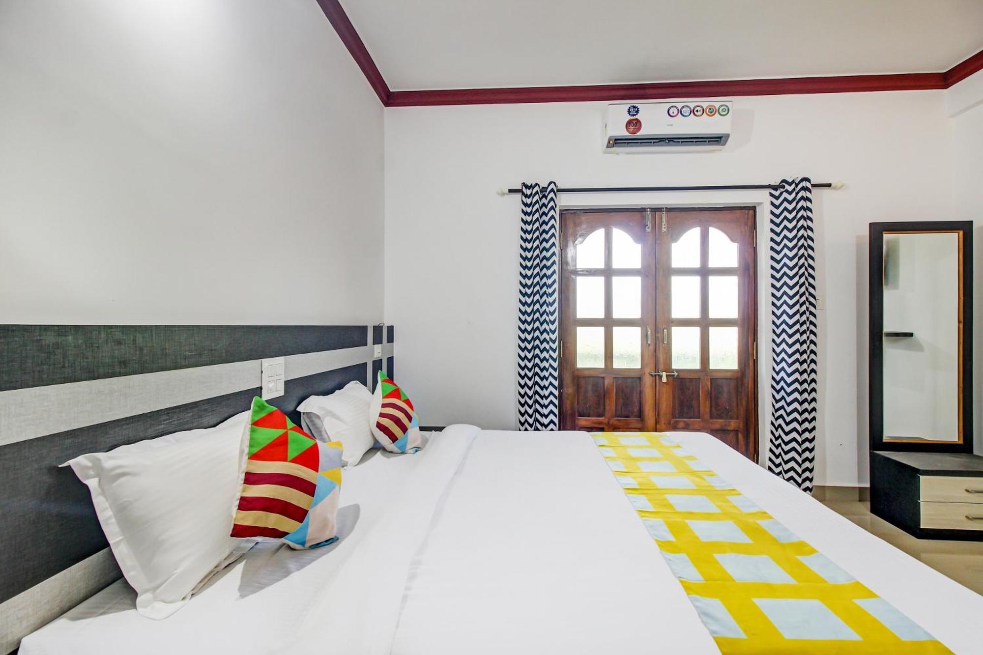 Super Hotel O Pradeep Guest House Near Baga Beach Exterior photo